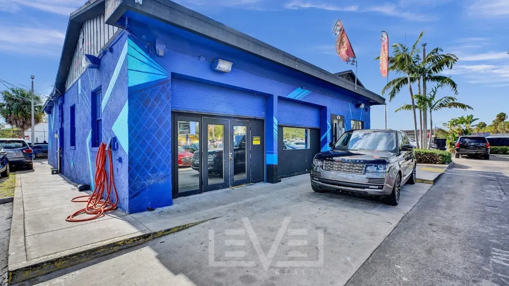 1730 W Sunrise Boulevard Fort Lauderdale FL 33311
