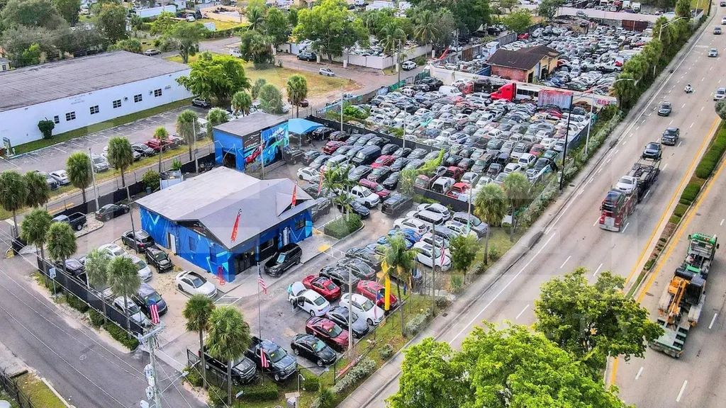 1730 W Sunrise Boulevard Fort Lauderdale FL 33311