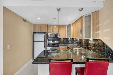 2900 NE 30th Street Fort Lauderdale FL 33306