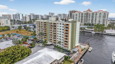 2900 NE 30th Street Fort Lauderdale FL 33306