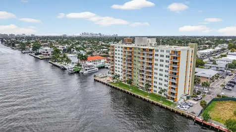 2900 NE 30th Street Fort Lauderdale FL 33306
