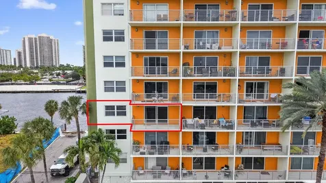 2900 NE 30th Street Fort Lauderdale FL 33306