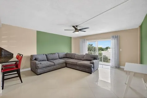 2900 NE 30th Street Fort Lauderdale FL 33306