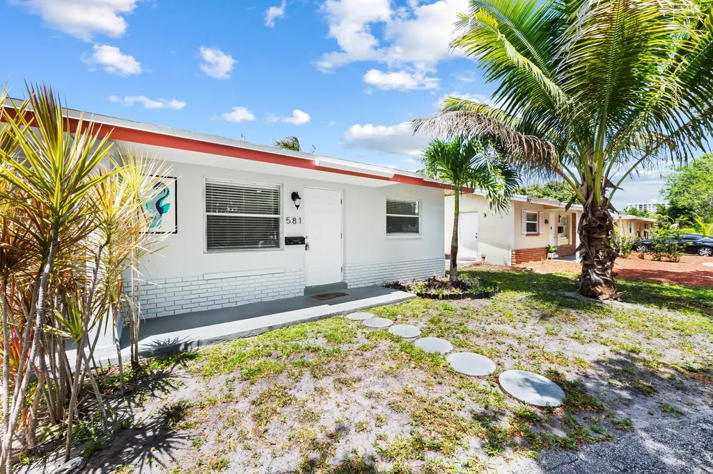 581 NW 17th Place Fort Lauderdale FL 33311