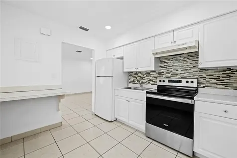 581 NW 17th Place Fort Lauderdale FL 33311