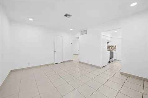 581 NW 17th Place Fort Lauderdale FL 33311