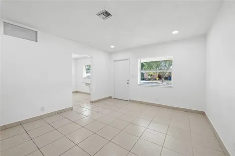 581 NW 17th Place Fort Lauderdale FL 33311
