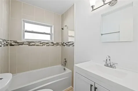 581 NW 17th Place Fort Lauderdale FL 33311
