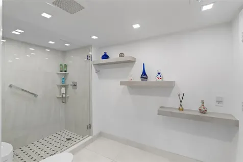 4900 N Ocean Boulevard Lauderdale By The Sea FL 33308