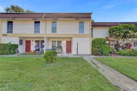 3301 Raleigh Street Hollywood FL 33021