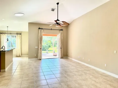6201 Thames Place Vero Beach FL 32966