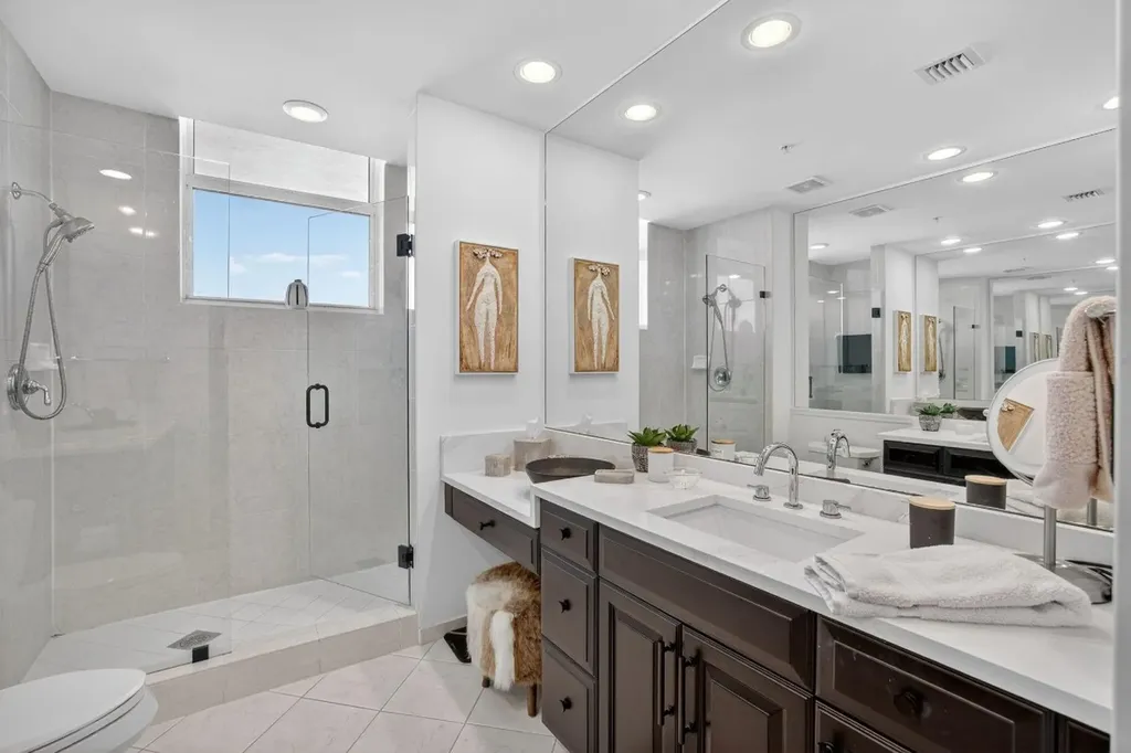 347 N New River Drive Fort Lauderdale FL 33301