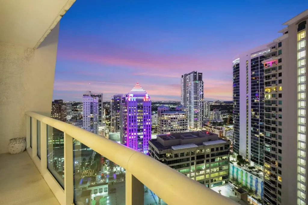 347 N New River Drive Fort Lauderdale FL 33301