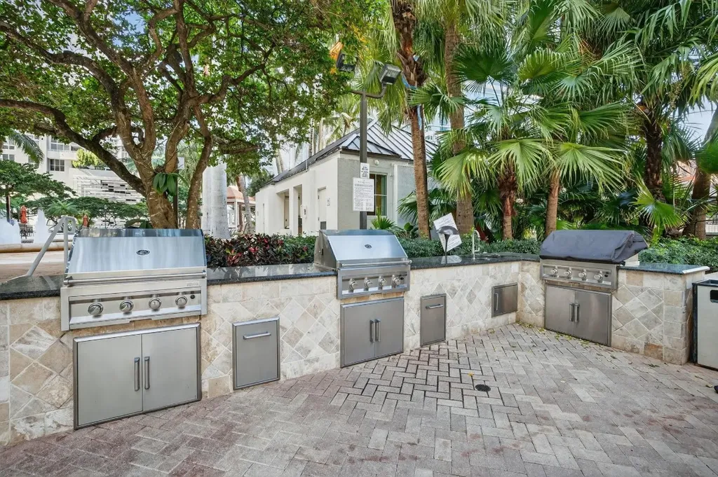 347 N New River Drive Fort Lauderdale FL 33301