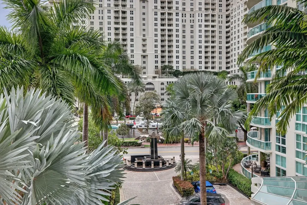 347 N New River Drive Fort Lauderdale FL 33301