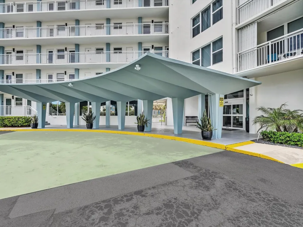 201 N Ocean Boulevard Pompano Beach FL 33062