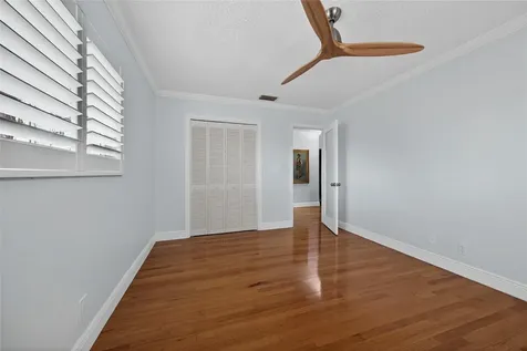 629 Kensington Place Wilton Manors FL 33305