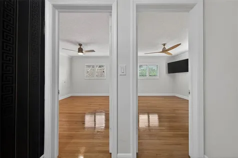 629 Kensington Place Wilton Manors FL 33305