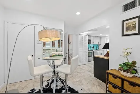 629 Kensington Place Wilton Manors FL 33305