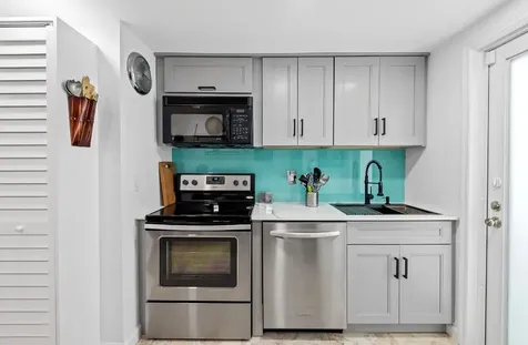629 Kensington Place Wilton Manors FL 33305