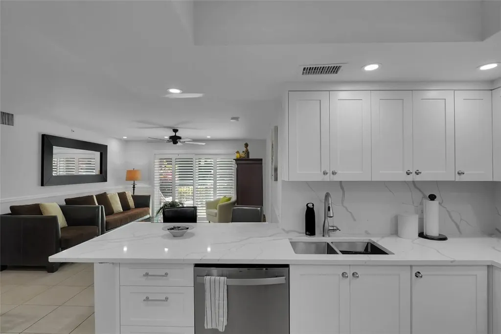 2125 SE 10 Avenue Fort Lauderdale FL 33316