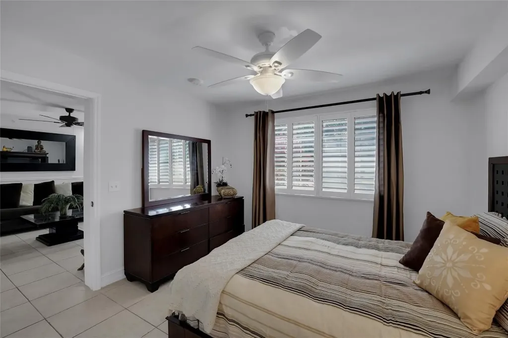 2125 SE 10 Avenue Fort Lauderdale FL 33316