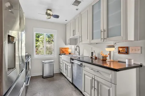 780 NW 33rd Street Oakland Park FL 33309