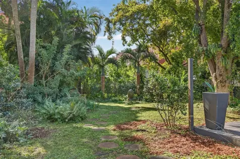 780 NW 33rd Street Oakland Park FL 33309