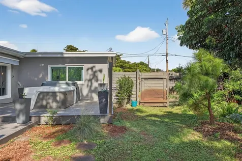 780 NW 33rd Street Oakland Park FL 33309