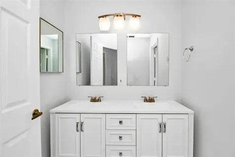 5240 NW 112th Way Coral Springs FL 33076