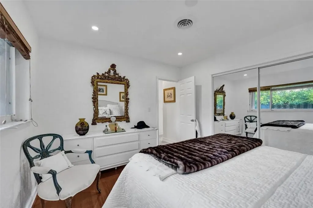 2525 SE 7th Drive Pompano Beach FL 33062