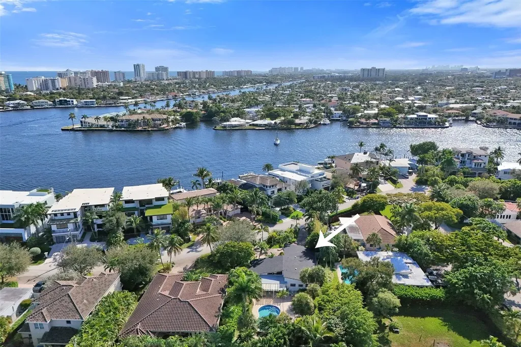 2525 SE 7th Drive Pompano Beach FL 33062