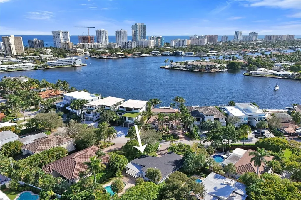 2525 SE 7th Drive Pompano Beach FL 33062