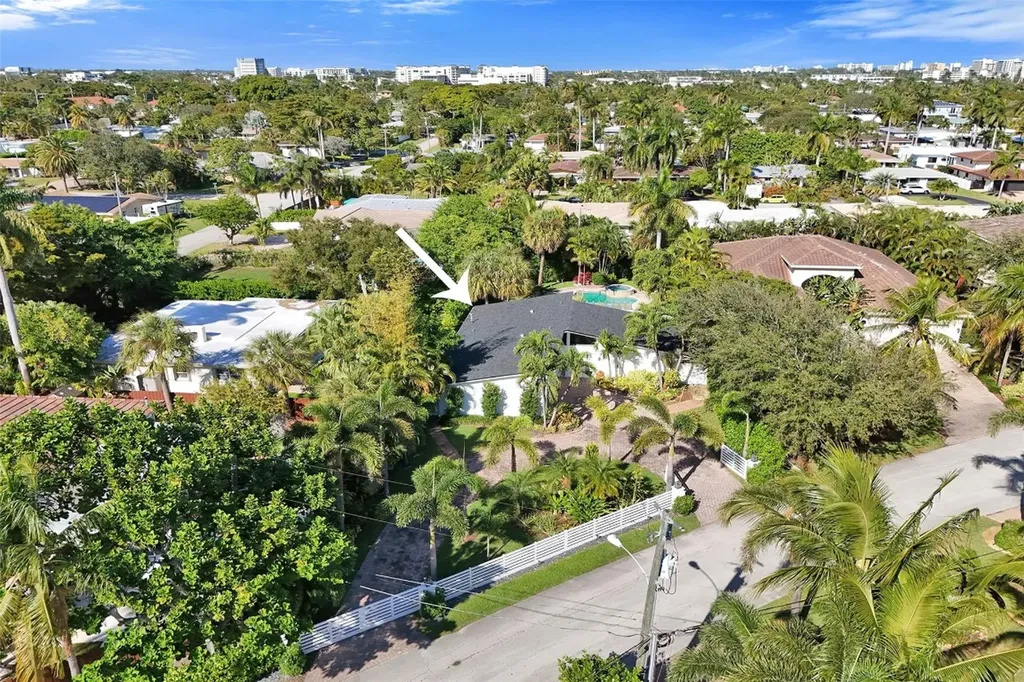 2525 SE 7th Drive Pompano Beach FL 33062