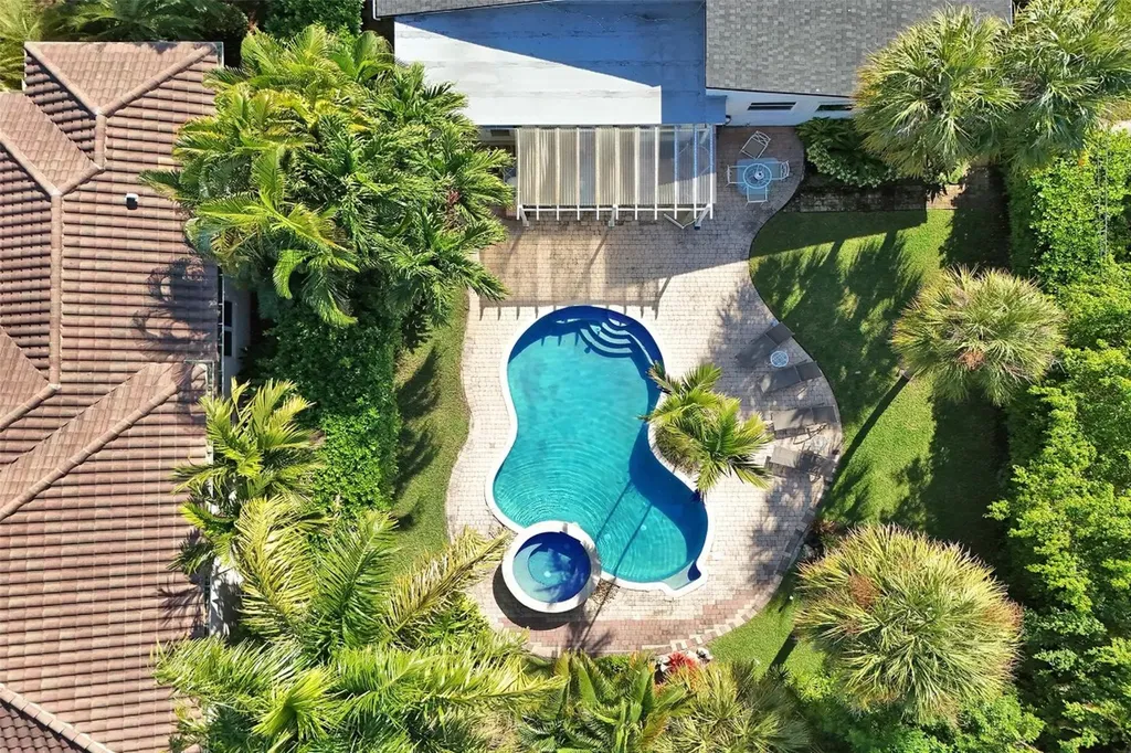 2525 SE 7th Drive Pompano Beach FL 33062