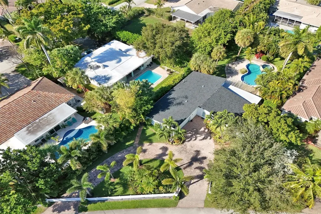 2525 SE 7th Drive Pompano Beach FL 33062