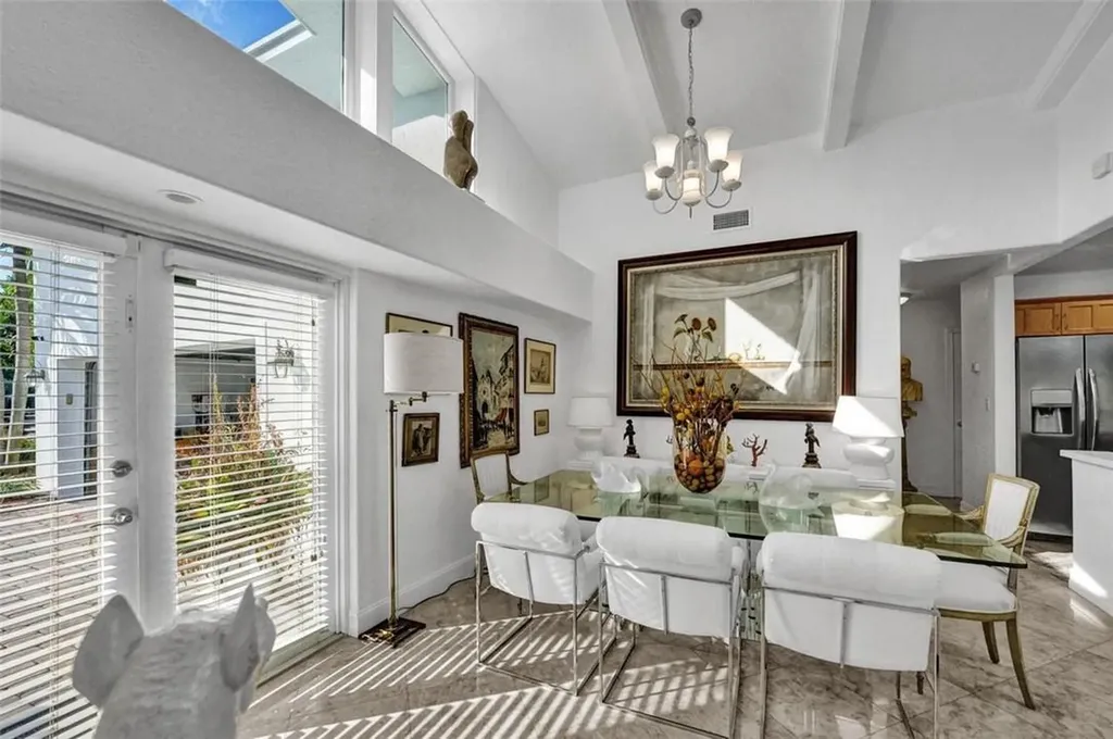 2525 SE 7th Drive Pompano Beach FL 33062