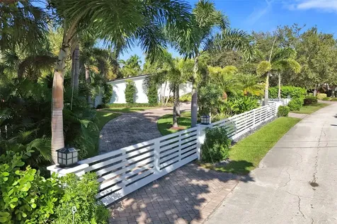 2525 SE 7th Drive Pompano Beach FL 33062