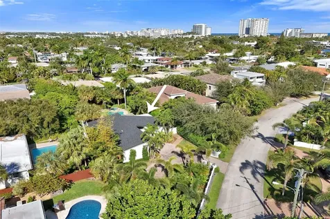2525 SE 7th Drive Pompano Beach FL 33062