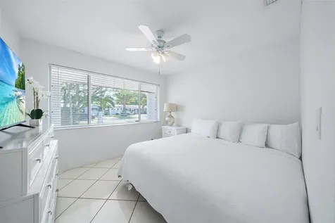 5317 Harrison Street Hollywood FL 33021