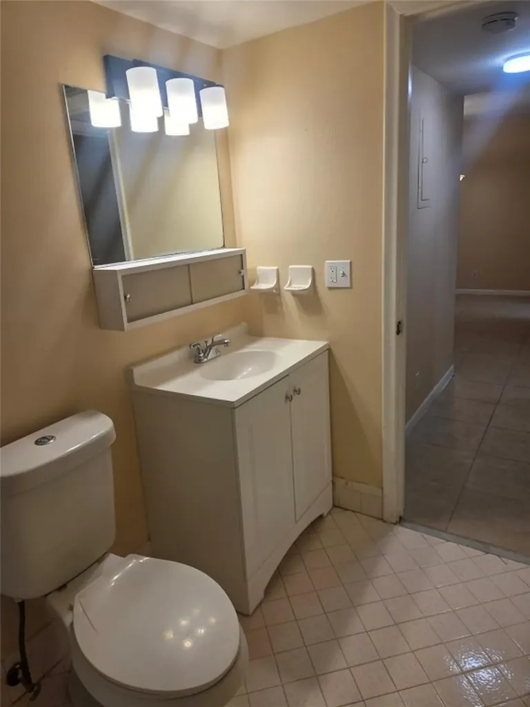 3351 NW 85th Avenue Coral Springs FL 33065