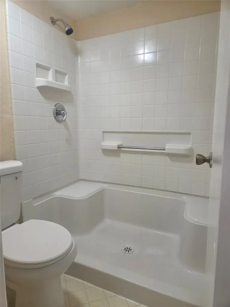 3351 NW 85th Avenue Coral Springs FL 33065