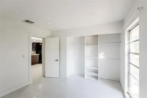 6609 NW 80th Court Tamarac FL 33321