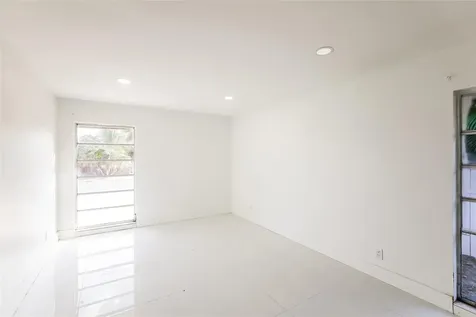 6609 NW 80th Court Tamarac FL 33321