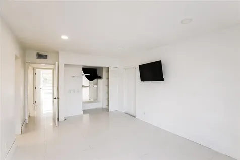 6609 NW 80th Court Tamarac FL 33321