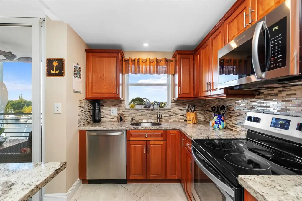 2731 NE 14th Street Causeway Pompano Beach FL 33062
