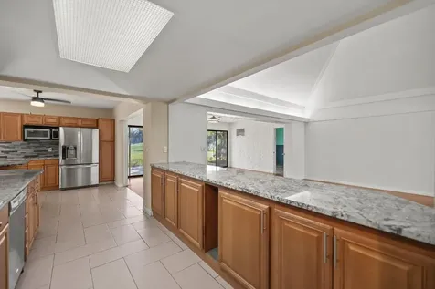 6104 White Oak Lane Tamarac FL 33319