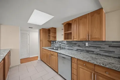 6104 White Oak Lane Tamarac FL 33319