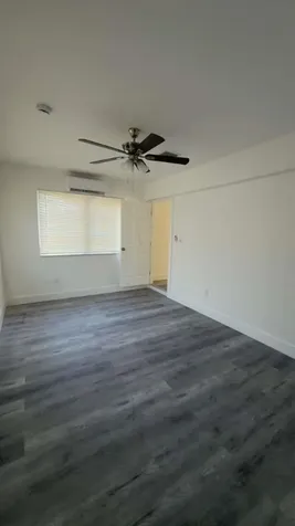 6817 SW 10th Street Pembroke Pines FL 33023
