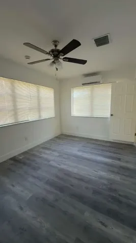 6817 SW 10th Street Pembroke Pines FL 33023